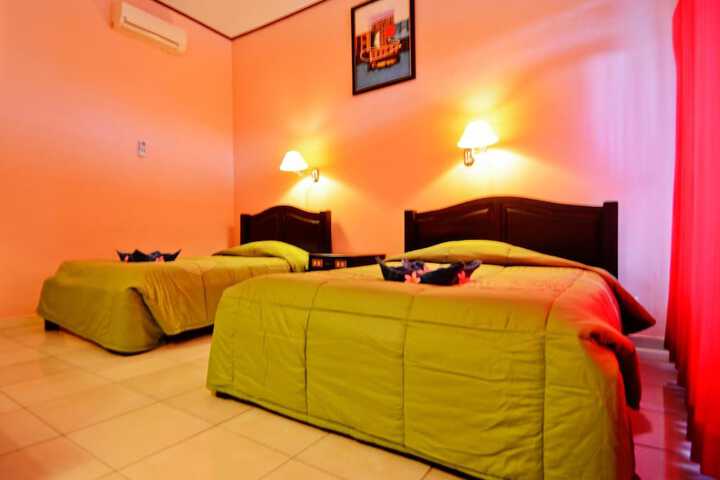 Room 12 of 37