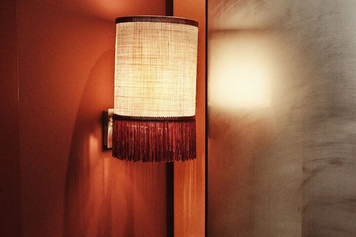 Room 16 of 40