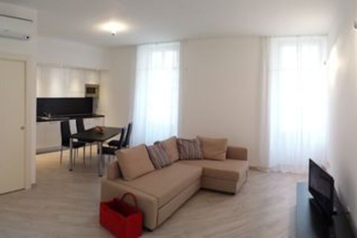 Room 53 of 71