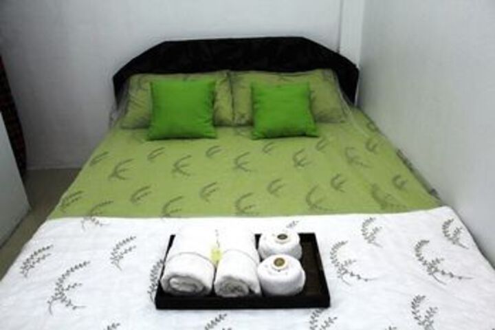 Room 10 of 30