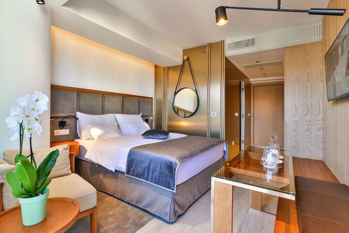 Room 15 of 78