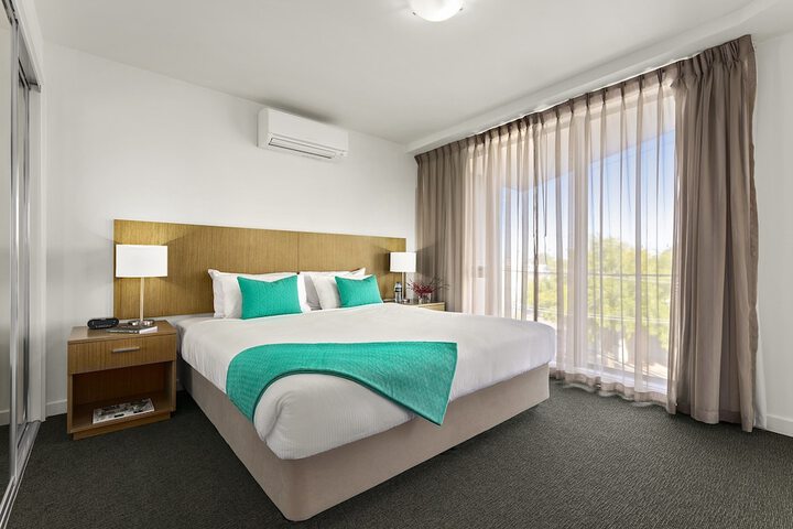 Room 4 of 26