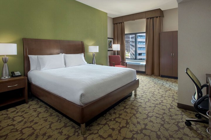 1 King Bed (1 of 12)