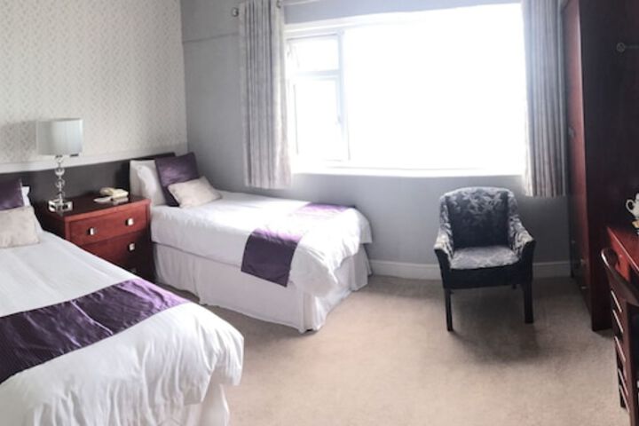Room 10 of 96