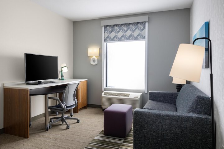 Room 8 of 41