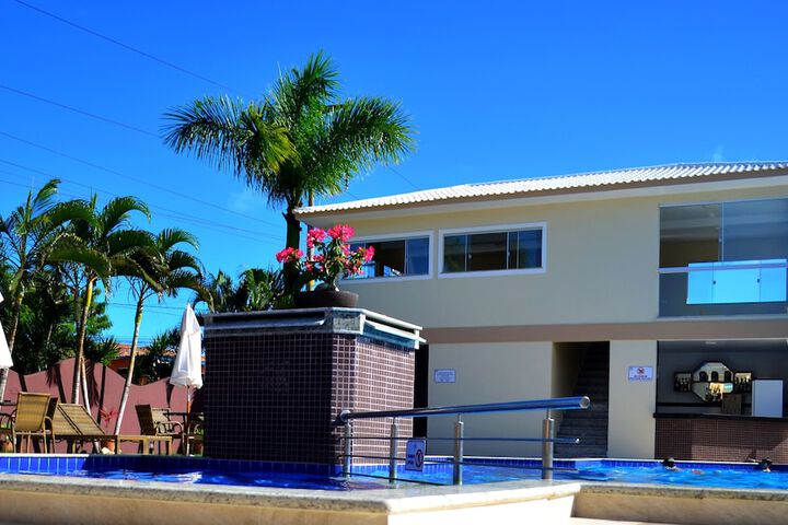 Pools & Facilities
