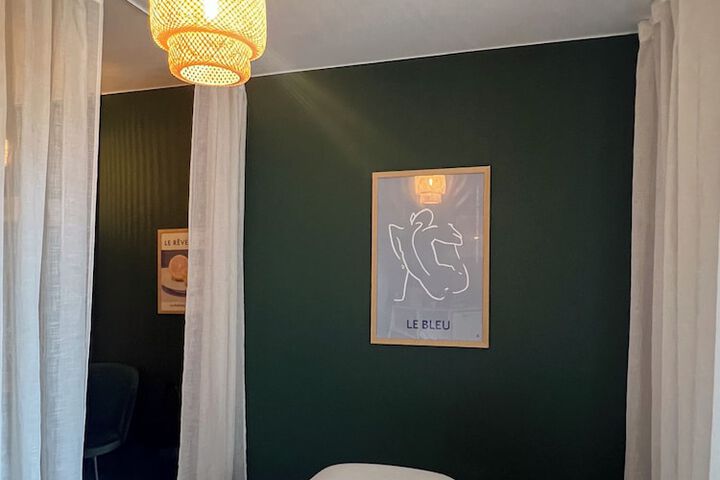 Spa 64 of 77