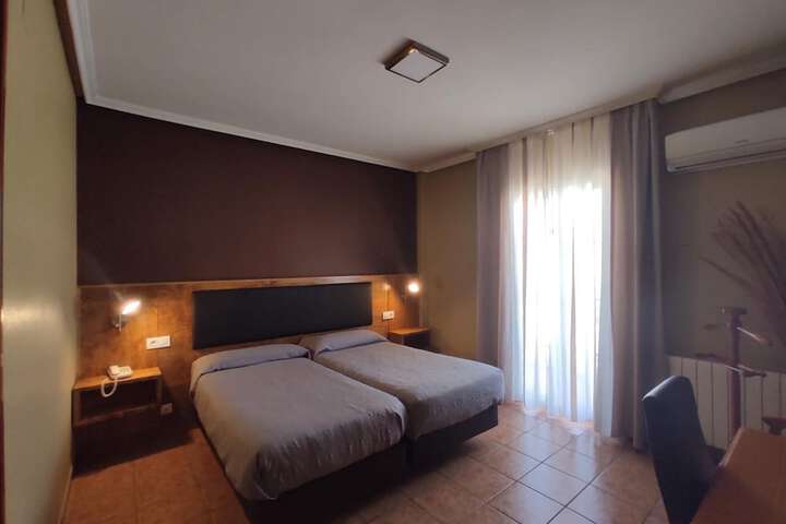 Room 16 of 52