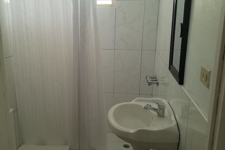 Room 70 of 105