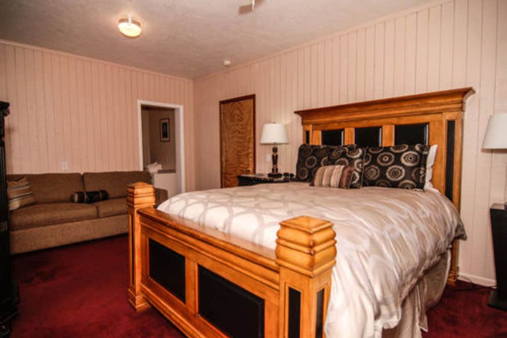 Room 5 of 45