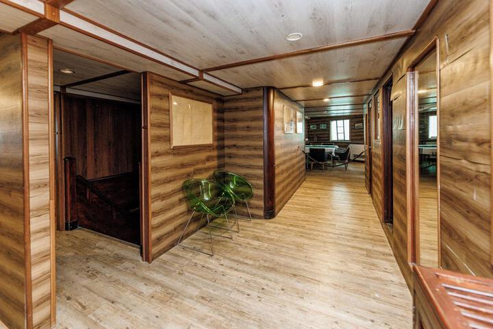 Hotel Interior 125 of 146