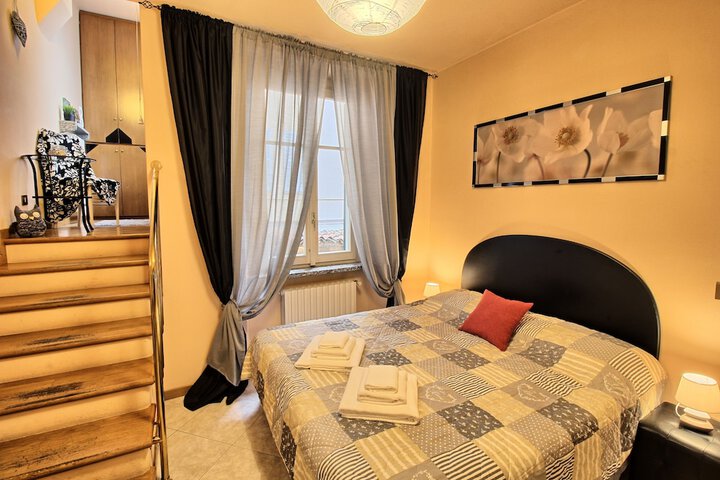 Room 326 of 528