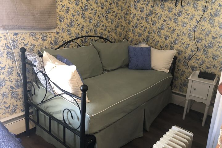 Room 29 of 60