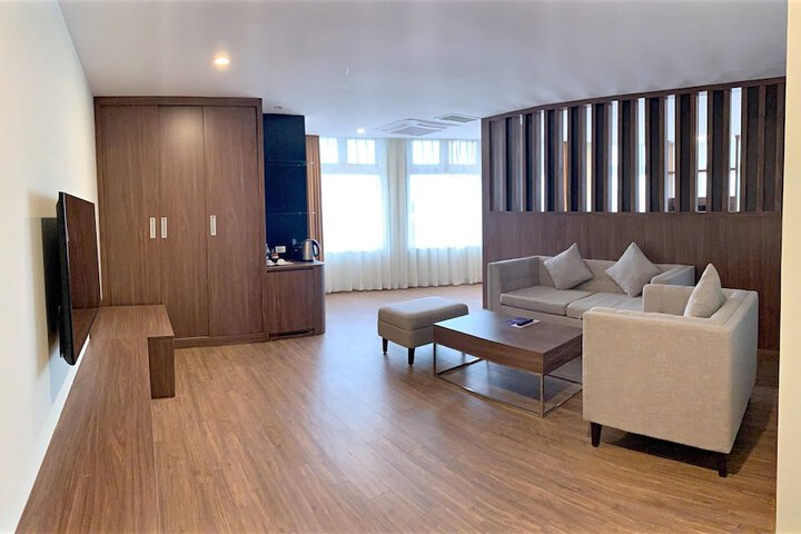 Room 11 of 60