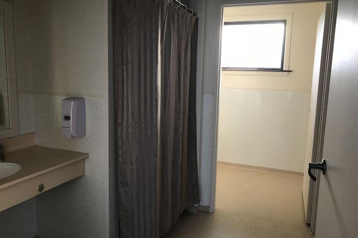 Room 60 of 100