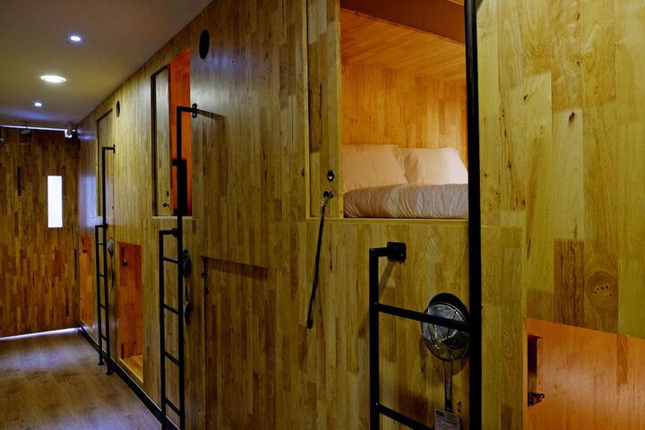 Room 3 of 46