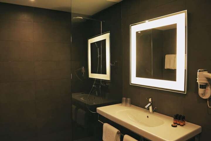 Room 21 of 109