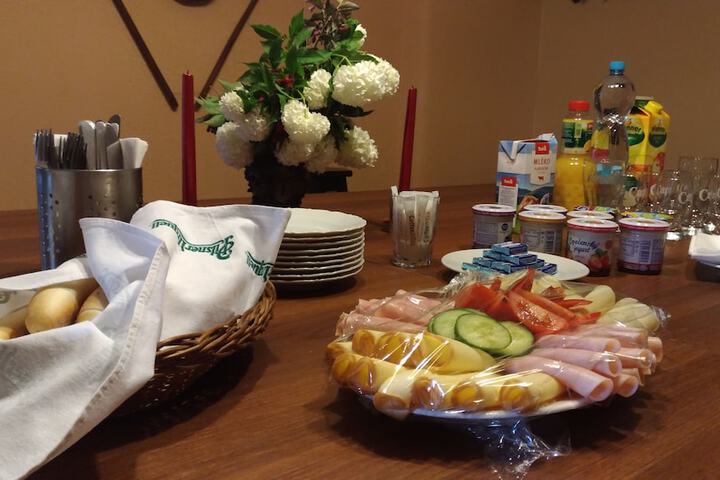 Breakfast/Coffee Service 58 of 67