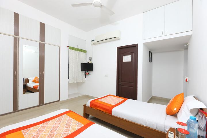 Room 18 of 22