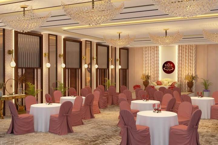 Ballroom/Hall 6 of 6