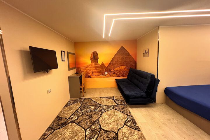 Room 98 of 196