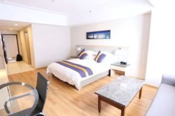 Room 16 of 21