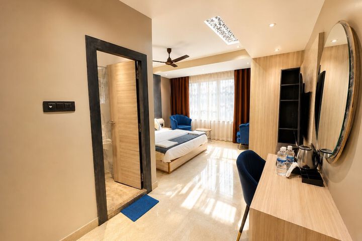Room 21 of 61