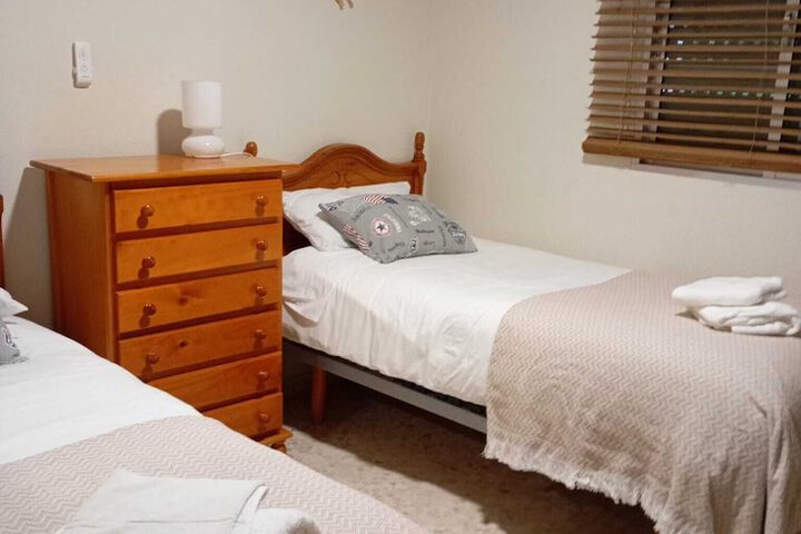 Room 3 of 28