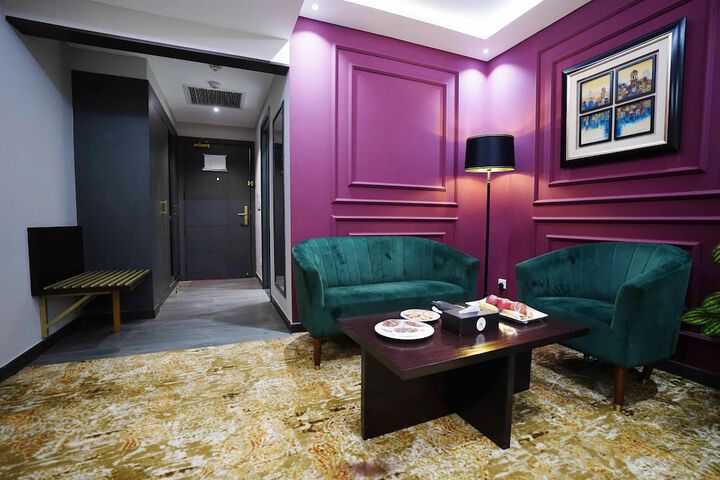 Room 14 of 46