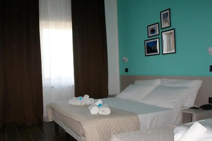 Room 3 of 29