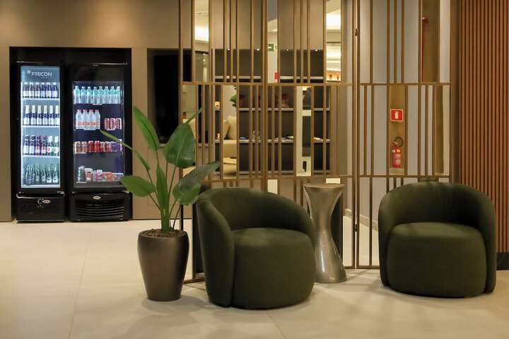 Hotel Interior 4 of 33