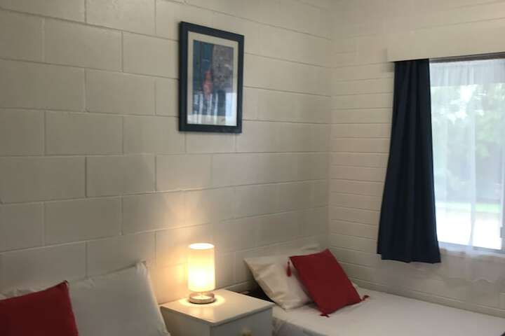 Room 9 of 41