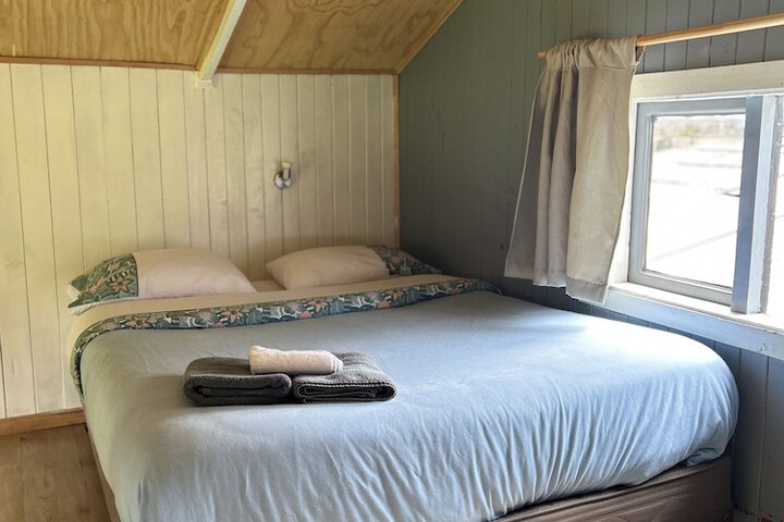 Room 12 of 33