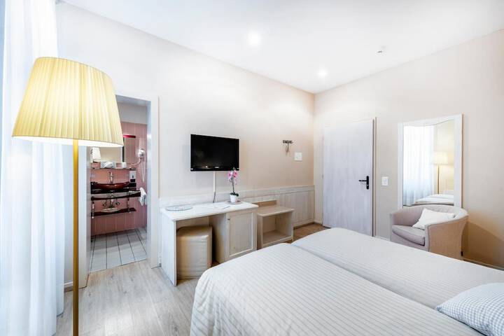 Room 18 of 55