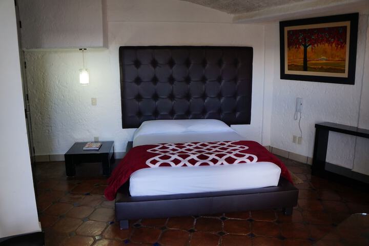 Room 15 of 66