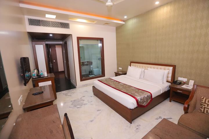 Room 95 of 288