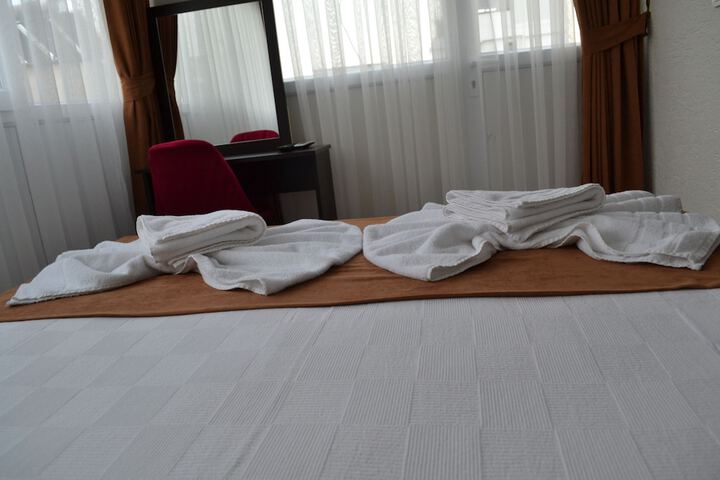 Room 33 of 88