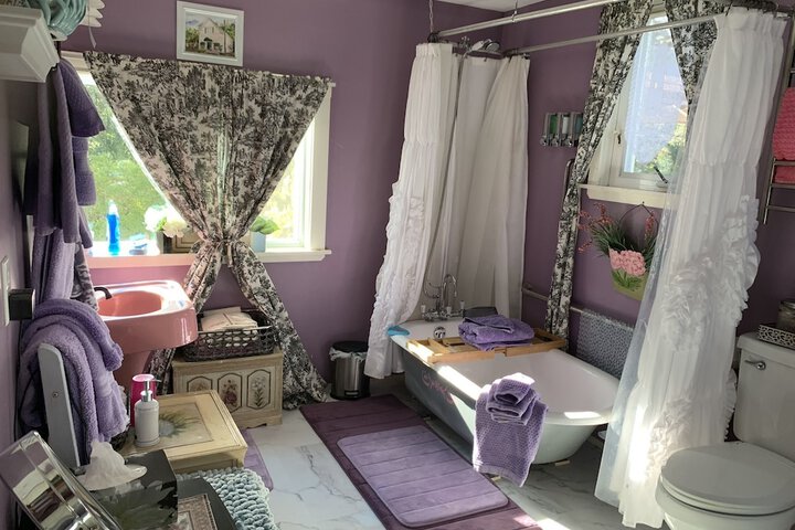 Room 49 of 101