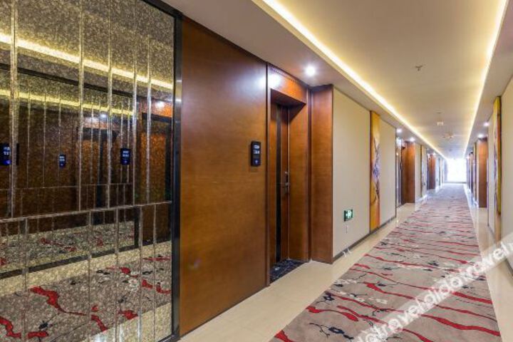 Hotel Interior 23 of 38