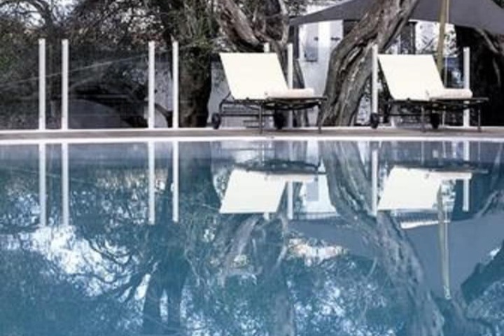 Pool 44 of 81