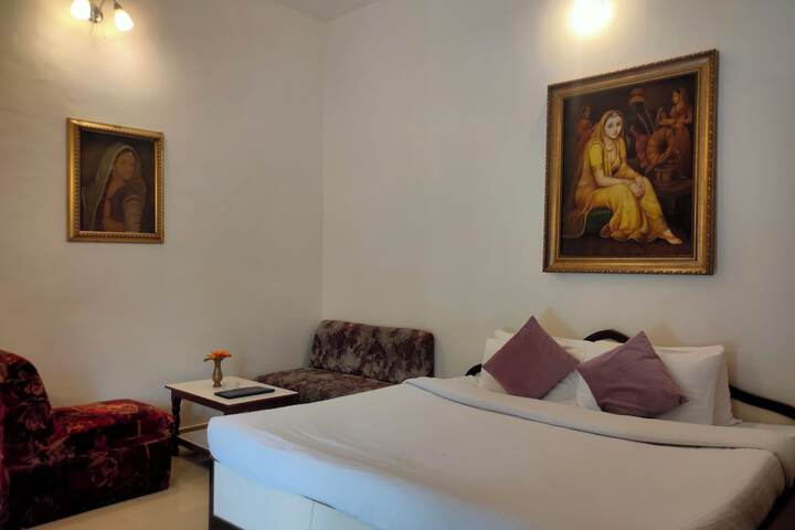 Room 20 of 83