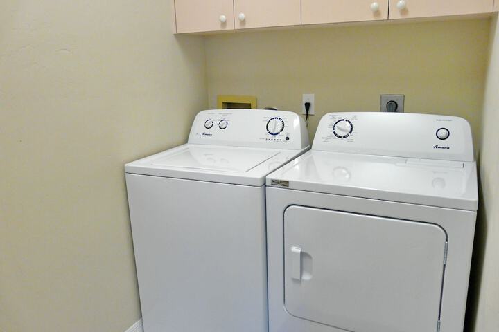 Laundry 12 of 24
