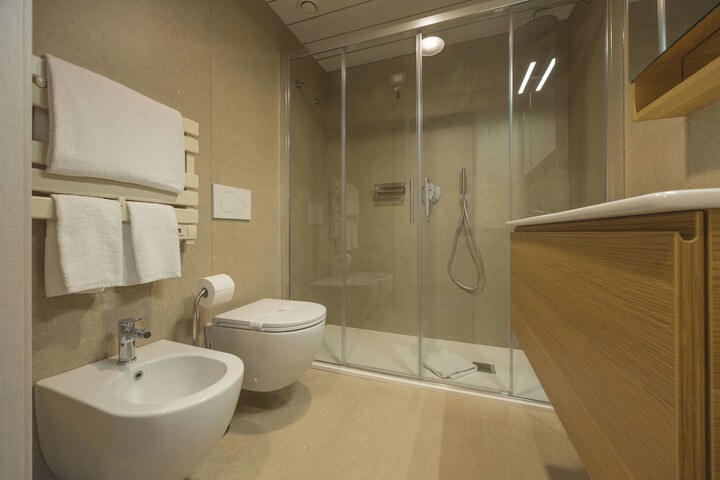 Clean Restrooms