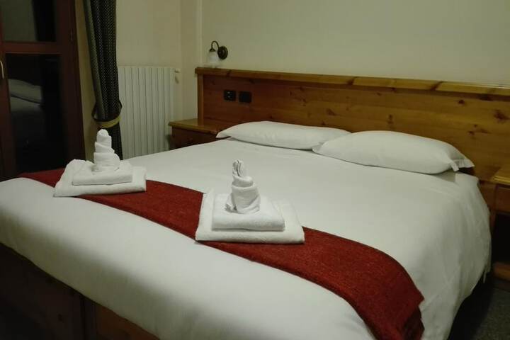 Room 10 of 69