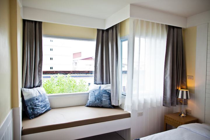 Room 30 of 68