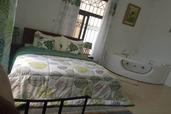Room 10 of 24