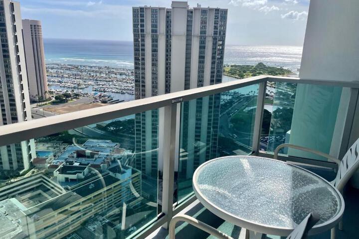 Photo of Ala Moana Hotel 31st floor