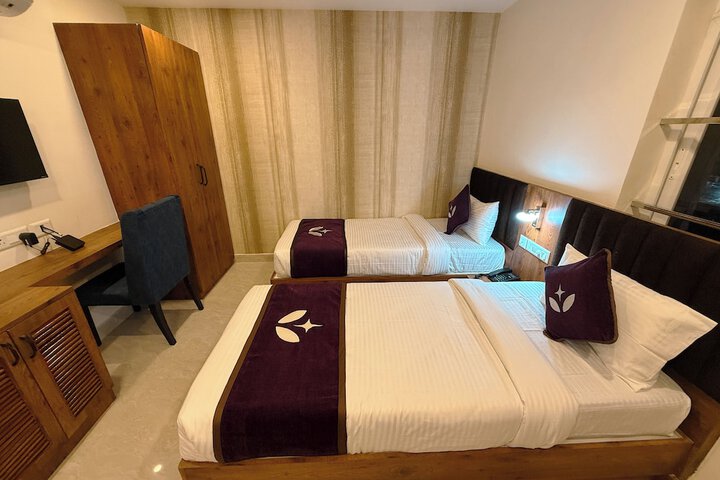 Room 9 of 22