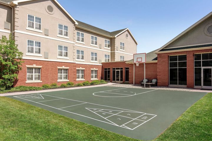 Sport court