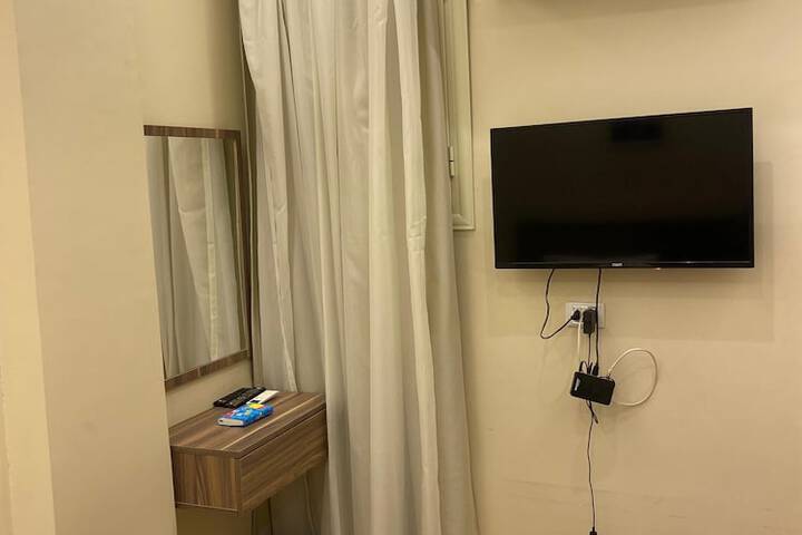 Room 43 of 109